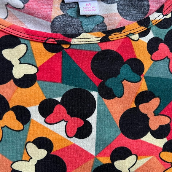 Disney LuLaRoe Irma M
Minnie Mouse
Bows #729 - Picture 3 of 6